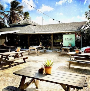 Breakfast, lunch and dinner served  - Trupial Hotel & Casino (Willemstad)