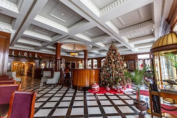 Hotel entrance and lobby at Market Pavilion Hotel