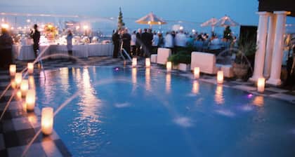 Market Pavilion Hotel