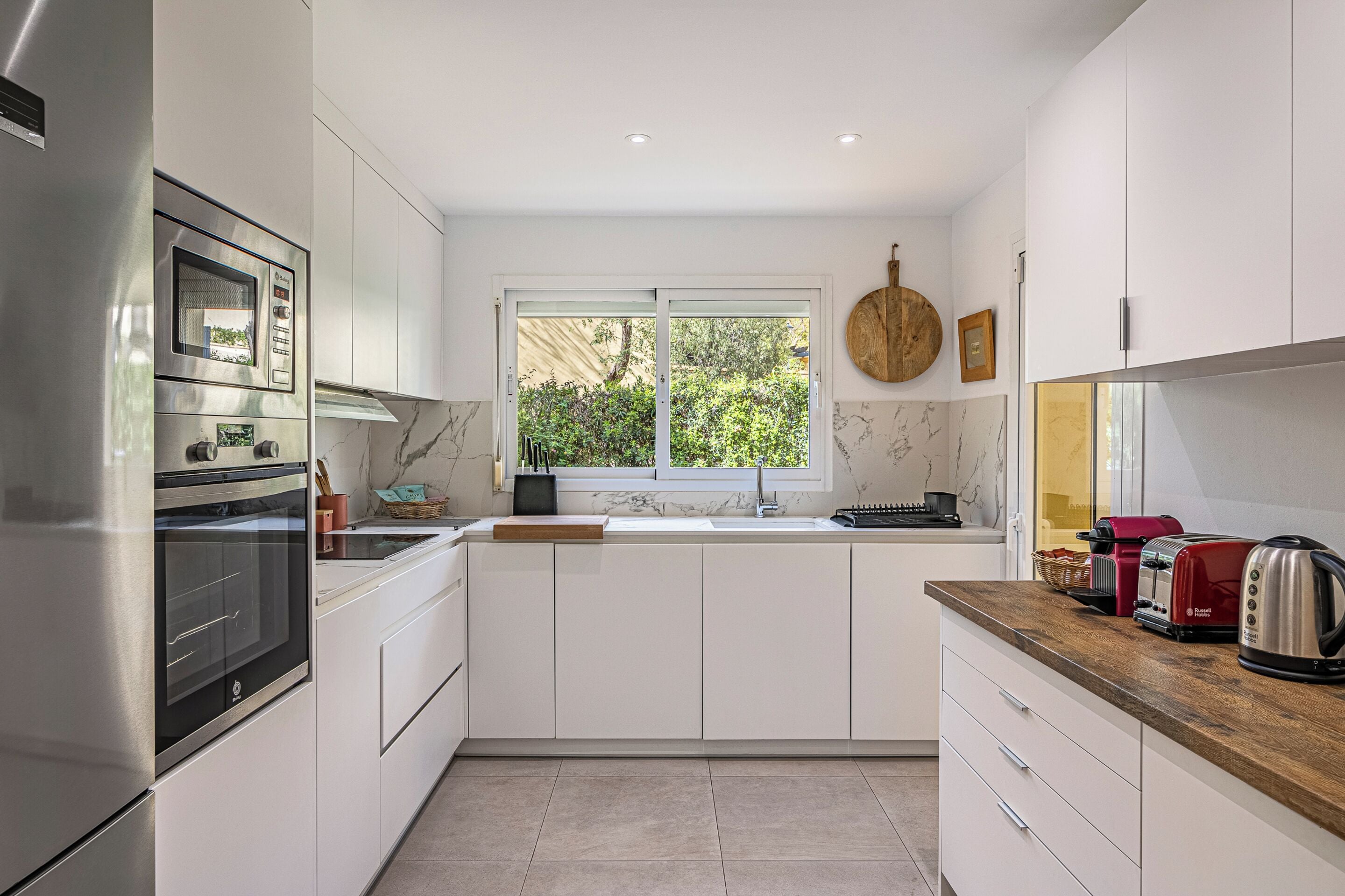 deluxe apartment | private kitchen