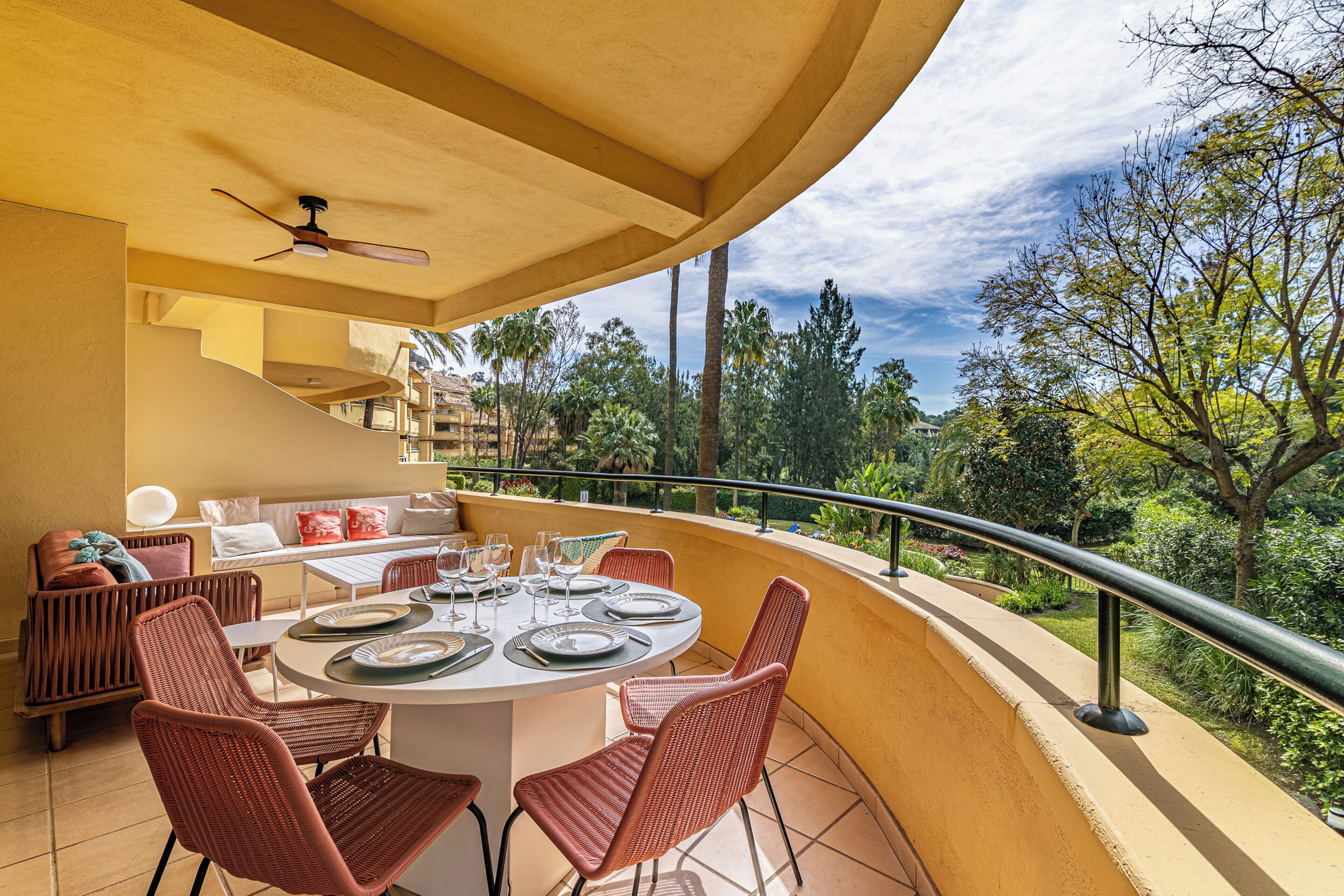 deluxe apartment | terrace/patio