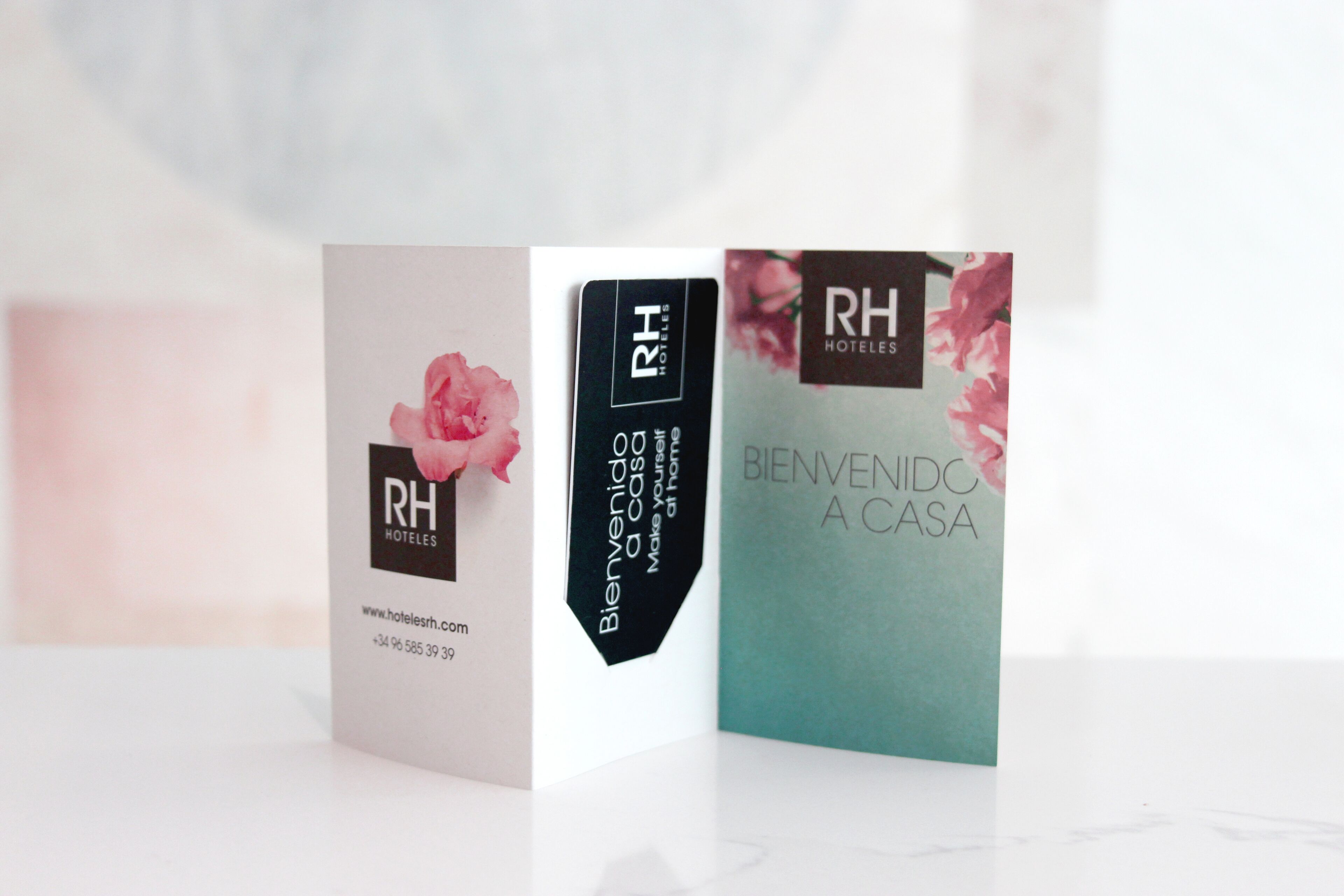 single room | 1 bedroom, minibar, in-room safe, desk