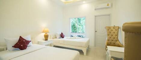 Standaard kamer | 1 slaapkamer, een kluis op de kamer, individueel gedecoreerd