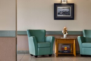 Lobby - Super 8 by Wyndham Swan River MB (Swan River)
