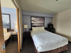 Habitación ejecutiva, 2 camas de matrimonio, no fumadores | Escritorio, wifi gratis, ropa de cama y despertador