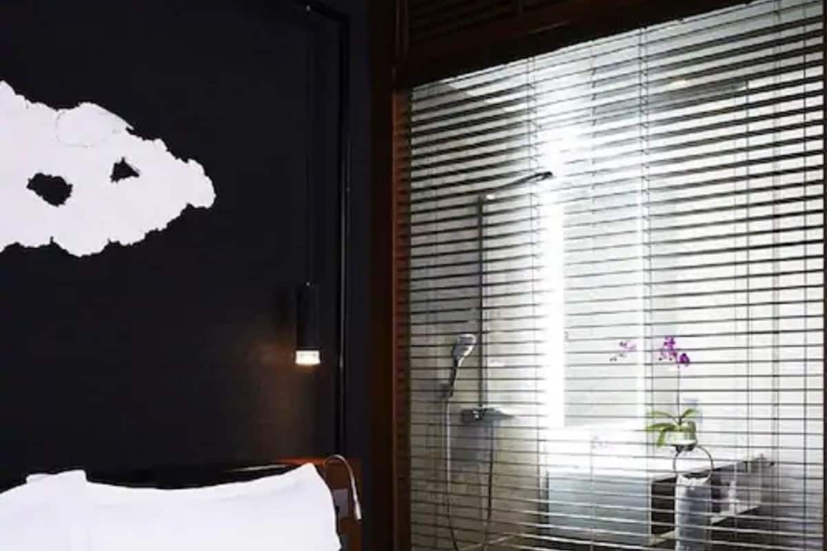 Classic Room, 1 Queen Bed | 1 bedroom, Egyptian cotton sheets, premium bedding, down duvets