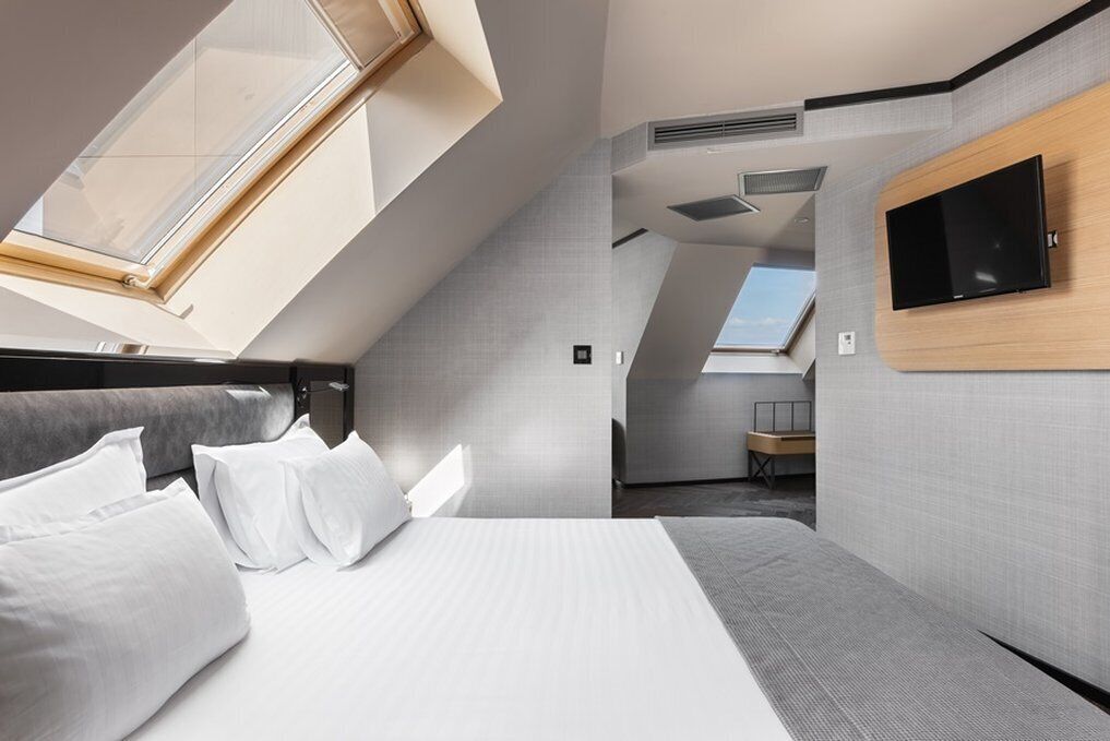 1 bedroom, premium bedding, down duvets, memory-foam beds