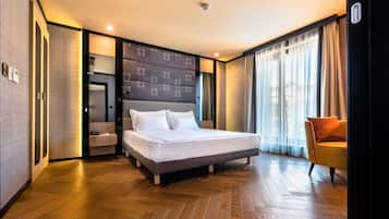 Superior Suite (Triple) | Premium bedding, down comforters, memory foam beds, minibar