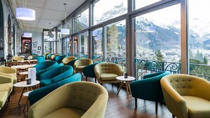Bar lounge