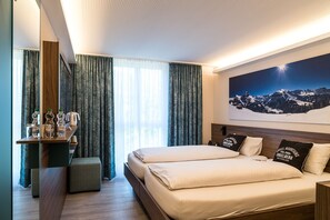 Comfort Twin Room, 2 Single Beds | Premium bedding, down duvets, in-room safe, soundproofing - Terrace (Engelberg)