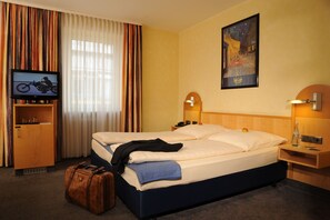 Comfort Double Room | Premium bedding, minibar, soundproofing, free WiFi