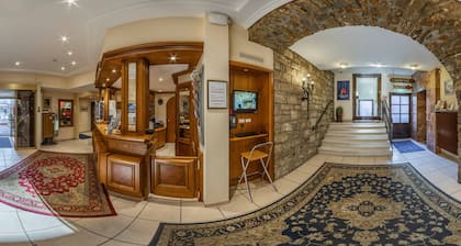 City Partner Hotel Strauss