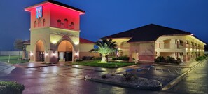 Exterior - Motel 6 Santa Nella, CA - Los Banos (Gustine)