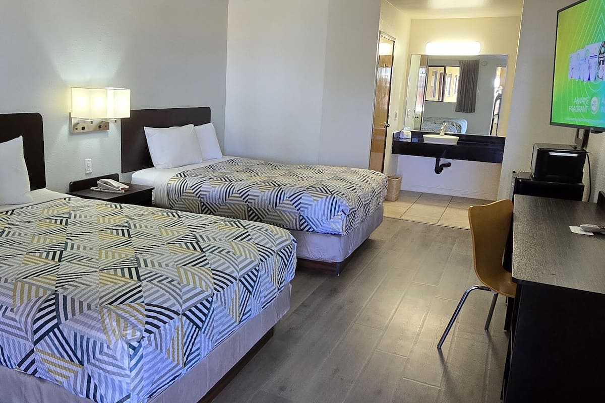 Free cots/infant beds, free WiFi, bed sheets
