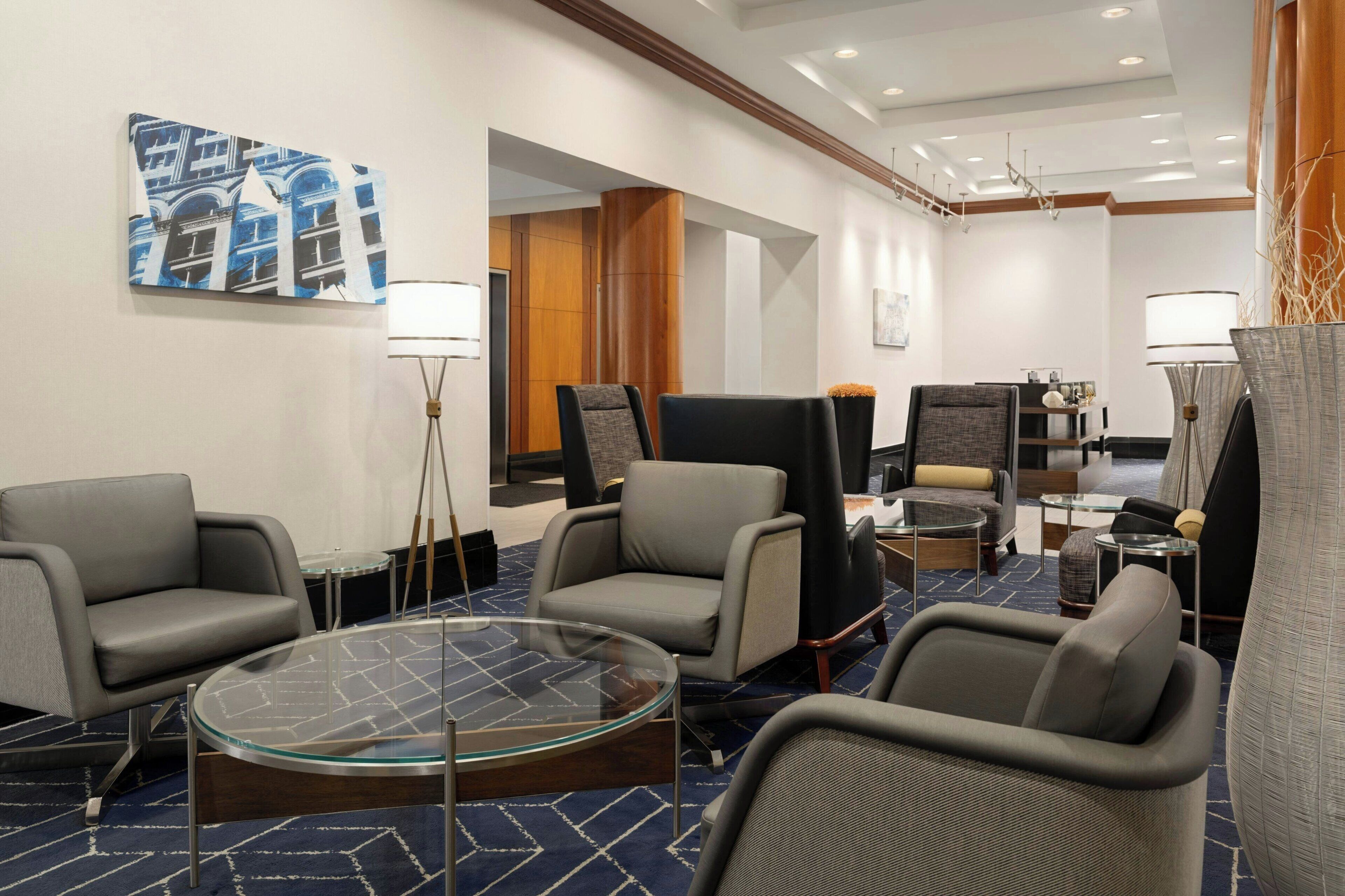 Lobby lounge