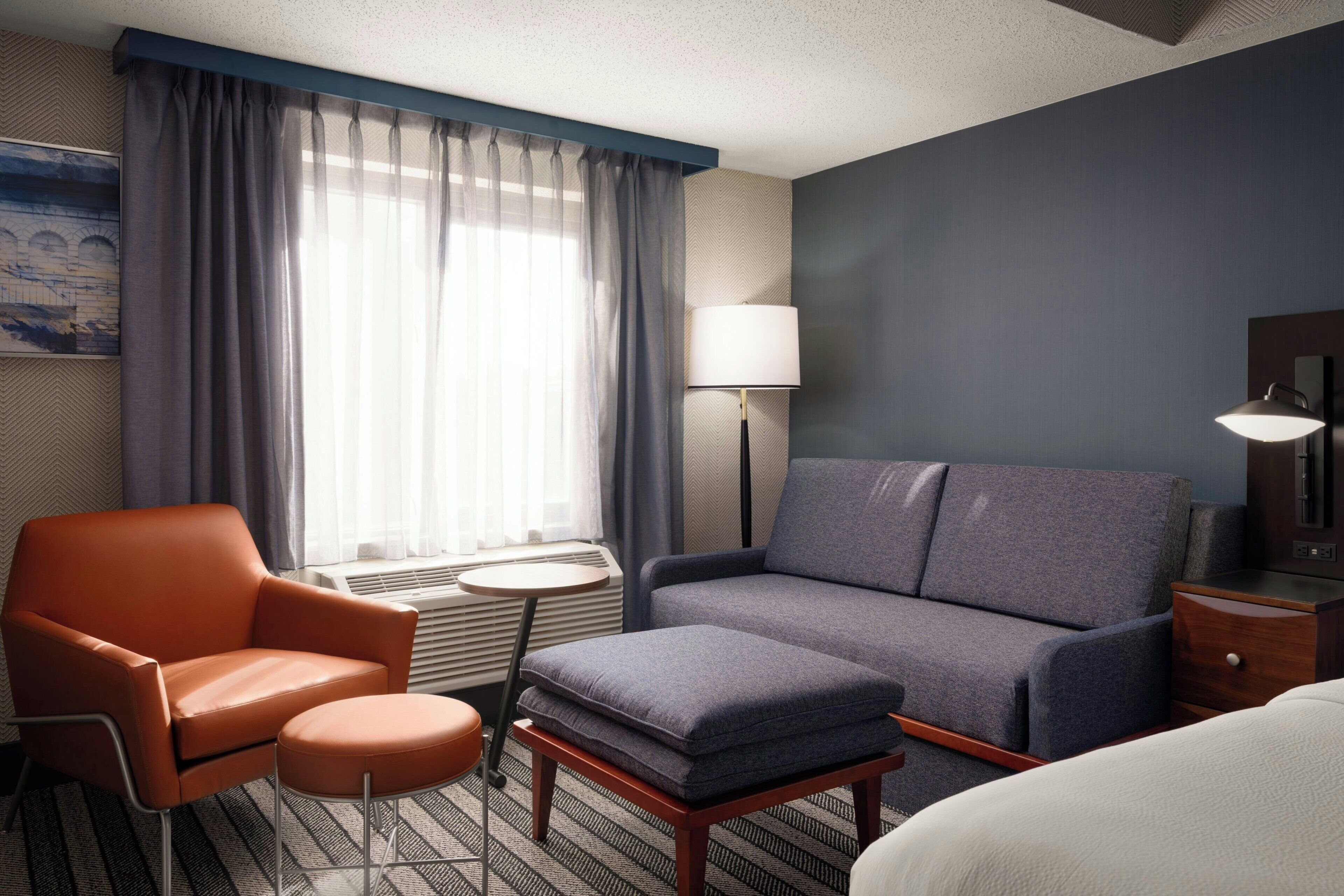 Room, 1 King Bed | Premium bedding, pillowtop beds, in-room safe, desk