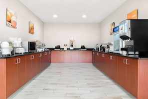 Desayuno continental incluido todos los días