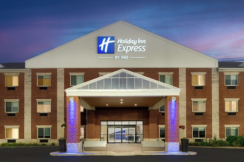 Holiday Inn Express & Suites Southfield Detroit by IHG