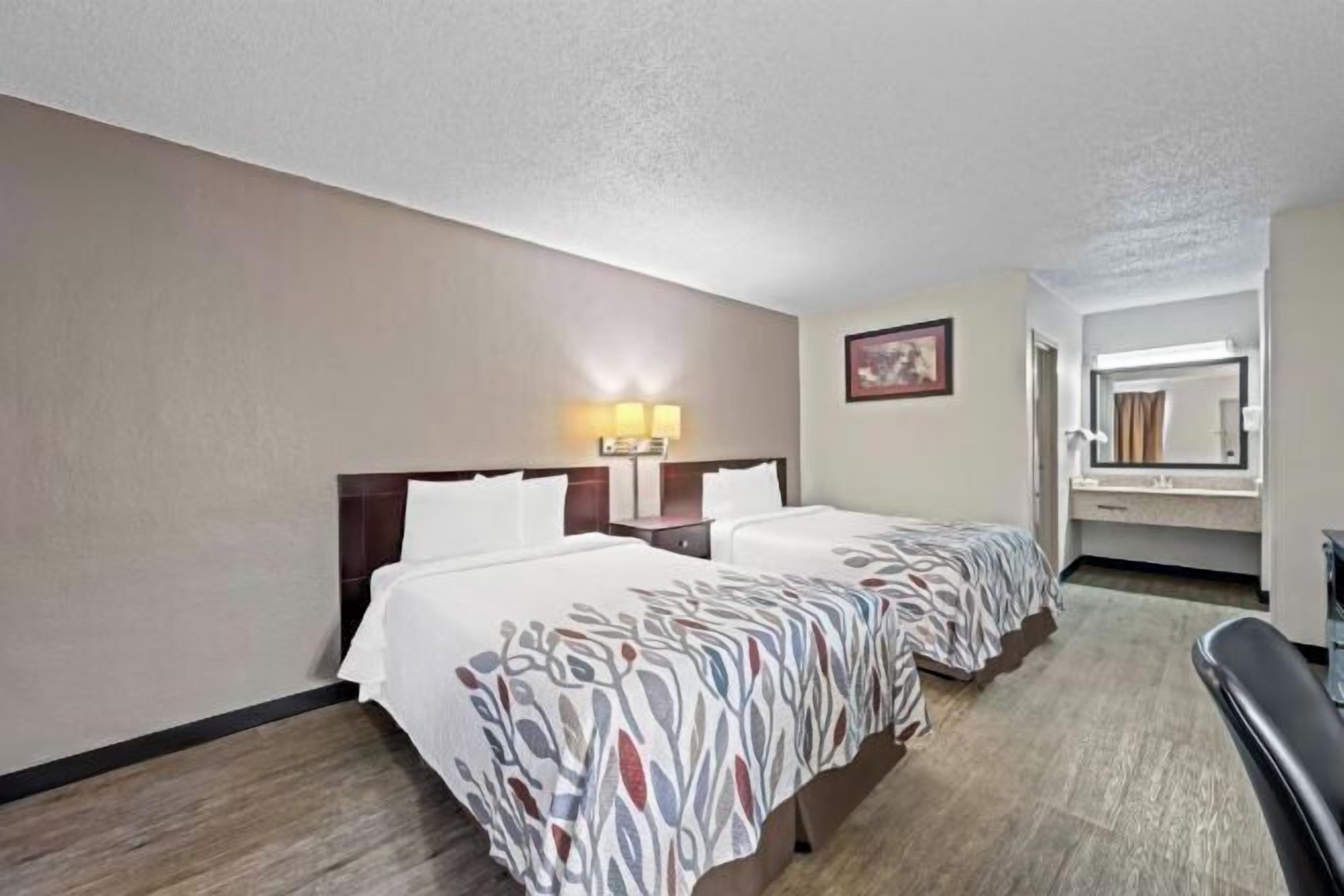 Bureau, rideaux occultants, lits bébé (gratuits), Wi-Fi gratuit