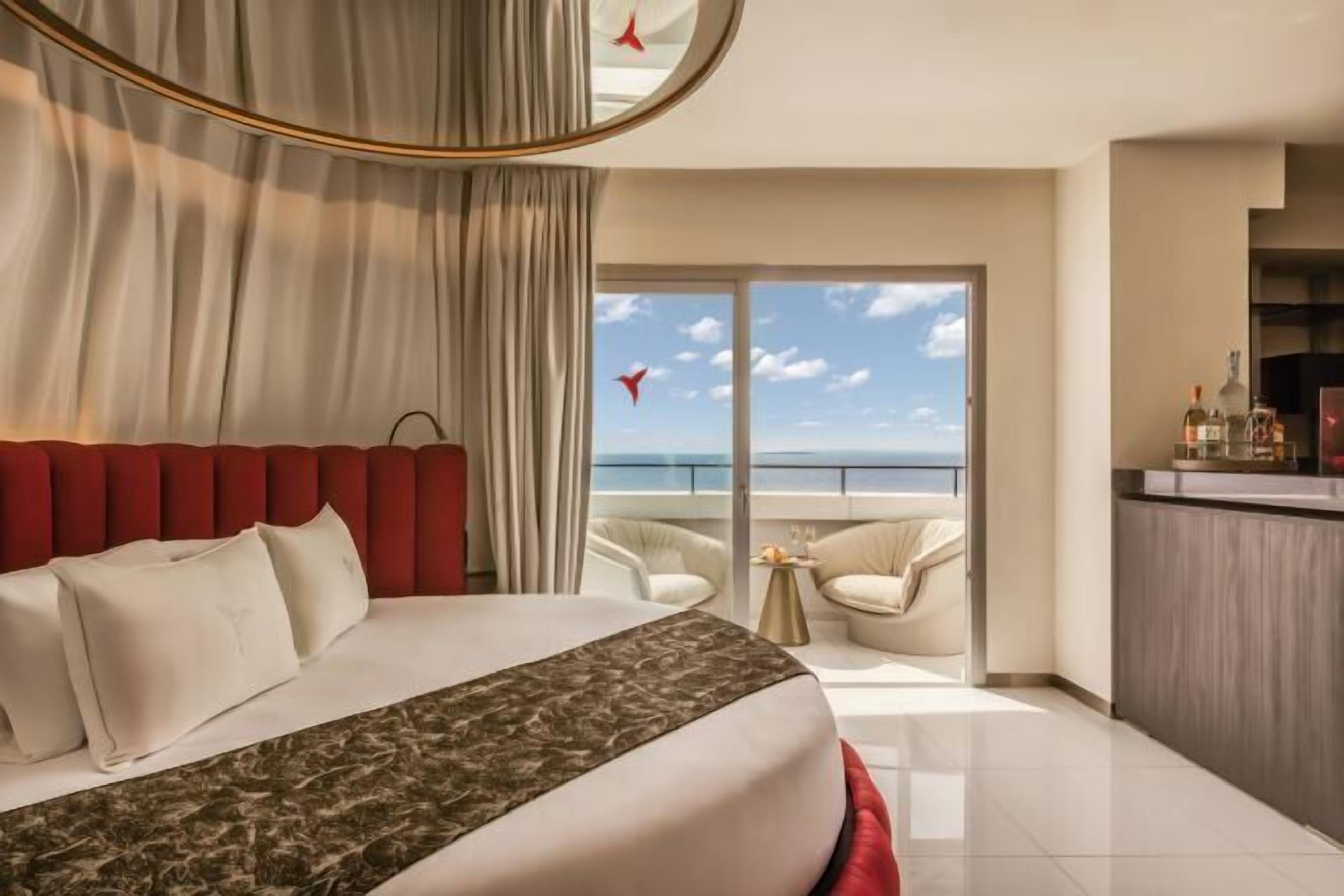 Premium bedding, minibar, in-room safe, desk