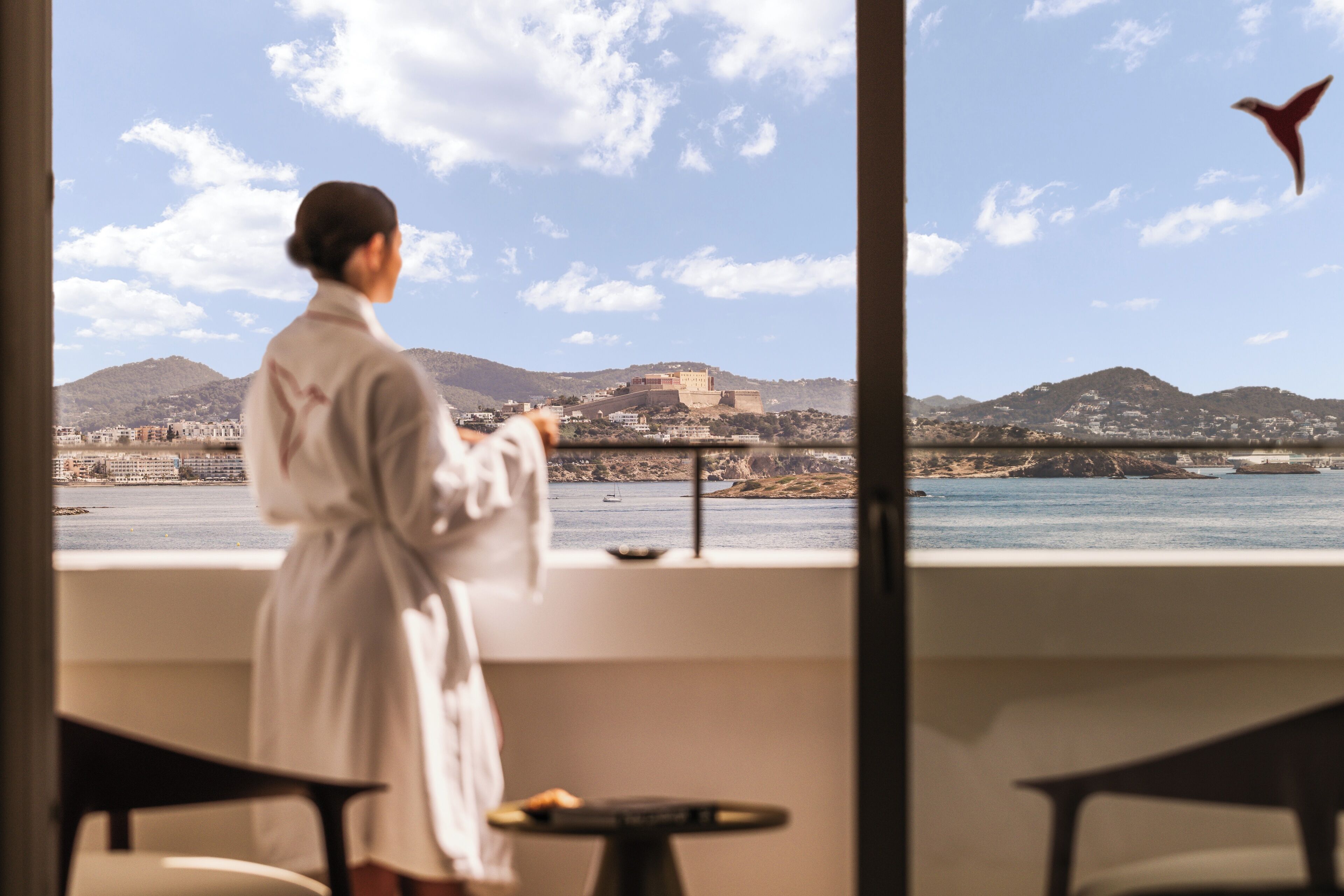 1 bedroom, premium bedding, minibar, in-room safe