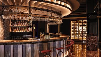 4 restaurants, serveren lunch, diner, visgerechten