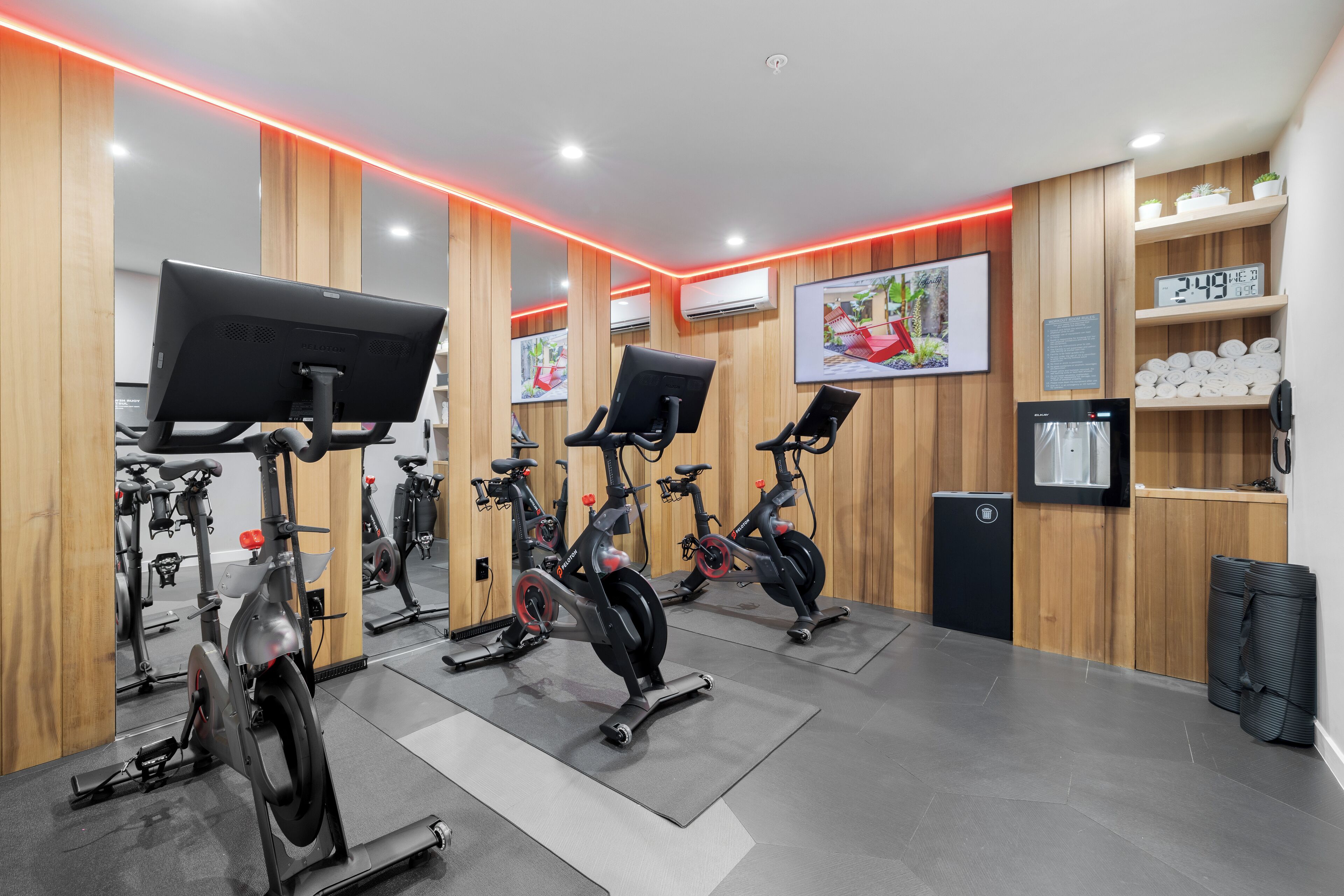 fitness studio