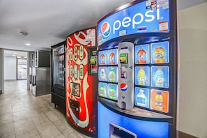 Vending machine - Motel 6 Amarillo, TX - Airport (Amarillo)