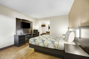 Desk, free WiFi, bed sheets - Motel 6 Amarillo, TX - Airport (Amarillo)