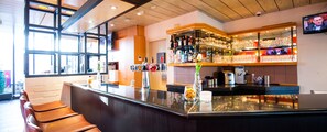 Bar (on property) - Bastion Hotel Schiphol Hoofddorp (Hoofddorp)