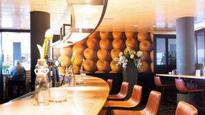 Bar (on property) - Best Western Plus Amsterdam Airport Hotel (Hoofddorp)