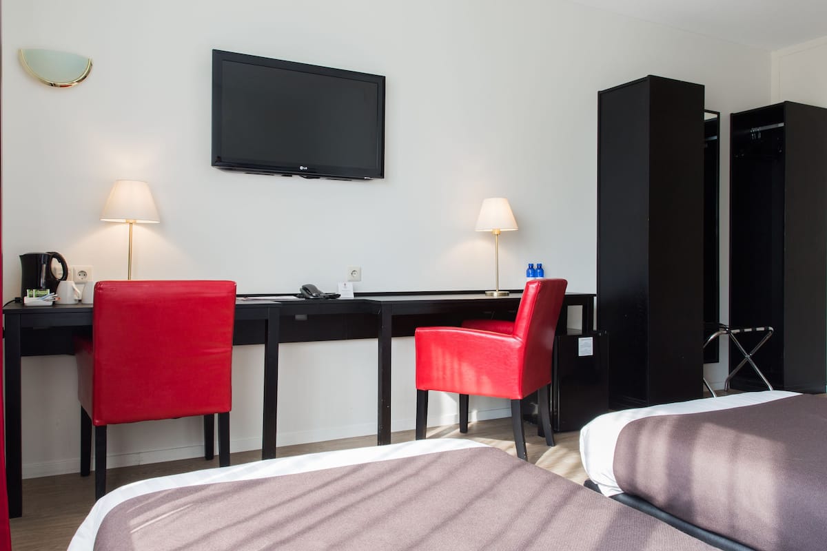 in-room safe, desk, iron/ironing board, free cots/infant beds