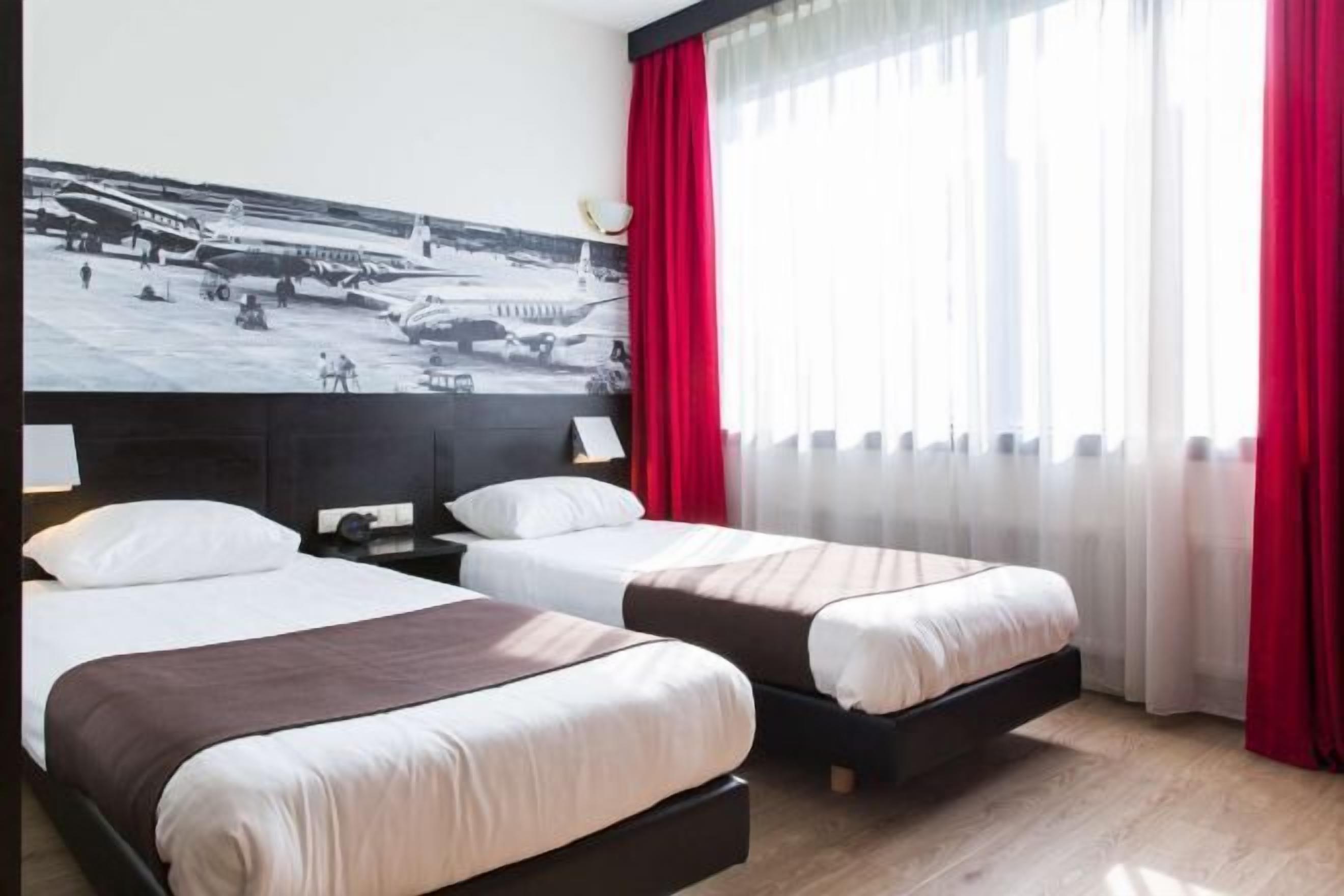 In-room safe, desk, iron/ironing board, free cribs/infant beds