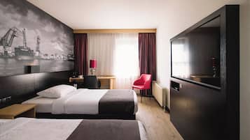 Comfort Twin Room, 2 Single Beds | In-room safe, desk, iron/ironing board, free cots/infant beds