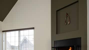 Egyptian cotton sheets, premium bedding, minibar, in-room safe