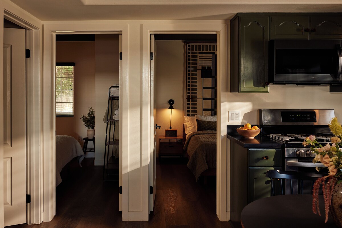 Egyptian cotton sheets, premium bedding, minibar, in-room safe