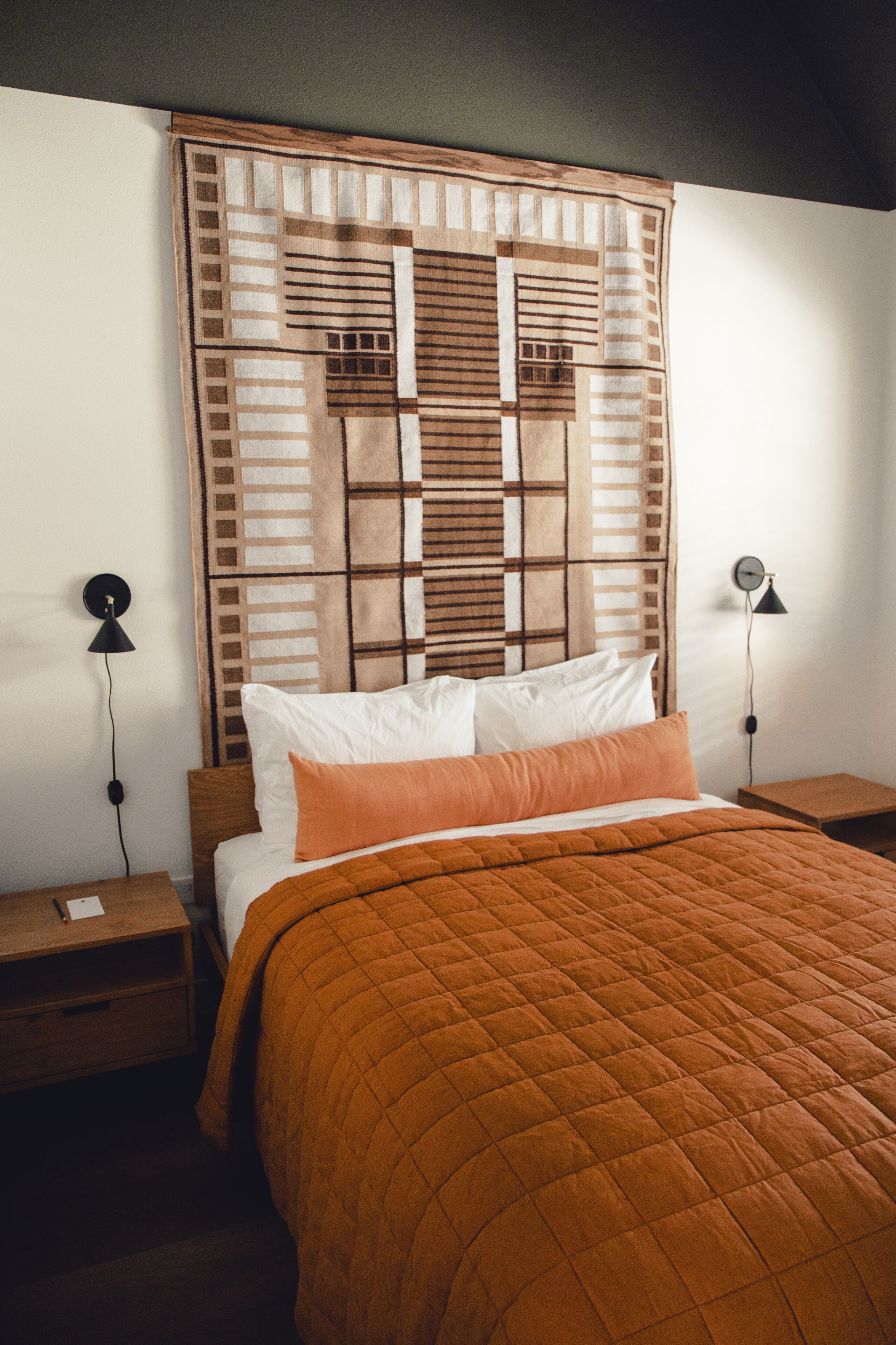 1 bedroom, egyptian cotton sheets, premium bedding, minibar