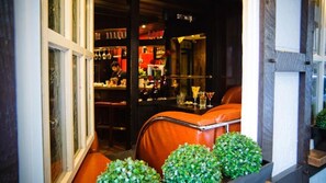 Bar (in der Unterkunft)