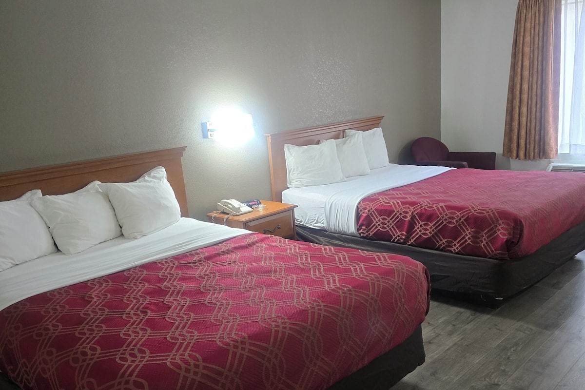 Standardzimmer, 2 Queen-Betten, Raucher | Bettwäsche aus ägyptischer Baumwolle, hochwertige Bettwaren