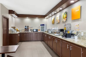 Breakfast area - Comfort Suites Brenham (Brenham)
