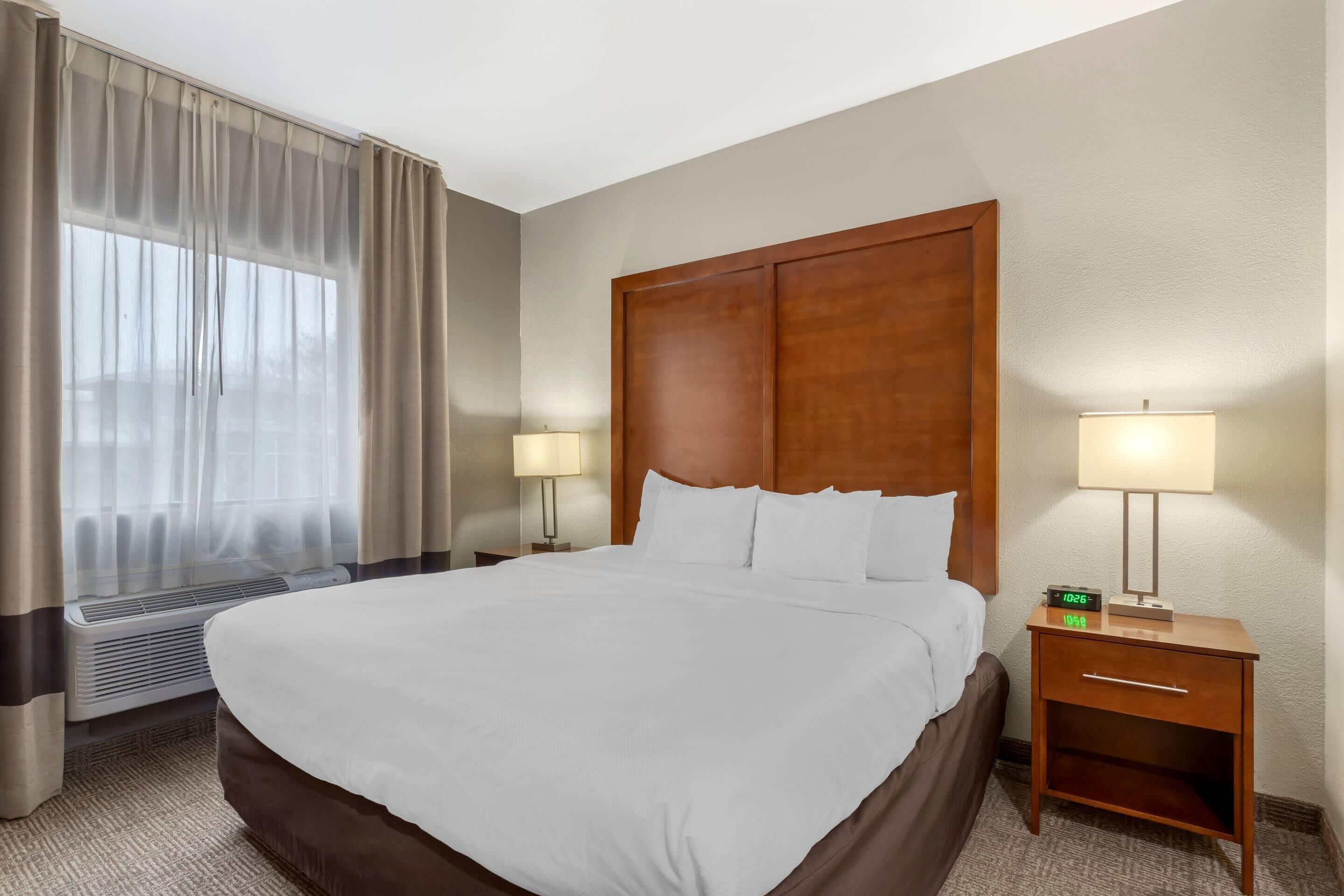 Suite, 1 King Bed with Sofa bed, Accessible, Non Smoking | 1 bedroom, desk, iron/ironing board, rollaway beds