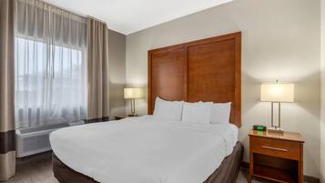 Suite, 1 King Bed with Sofa bed, Accessible, Non Smoking | 1 bedroom, desk, iron/ironing board, rollaway beds