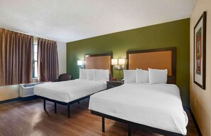 Studio, 2 dobbeltsenger, ikke-røyk | Skrivebord, strykejern/-brett, wi-fi (inkludert) og sengetøy