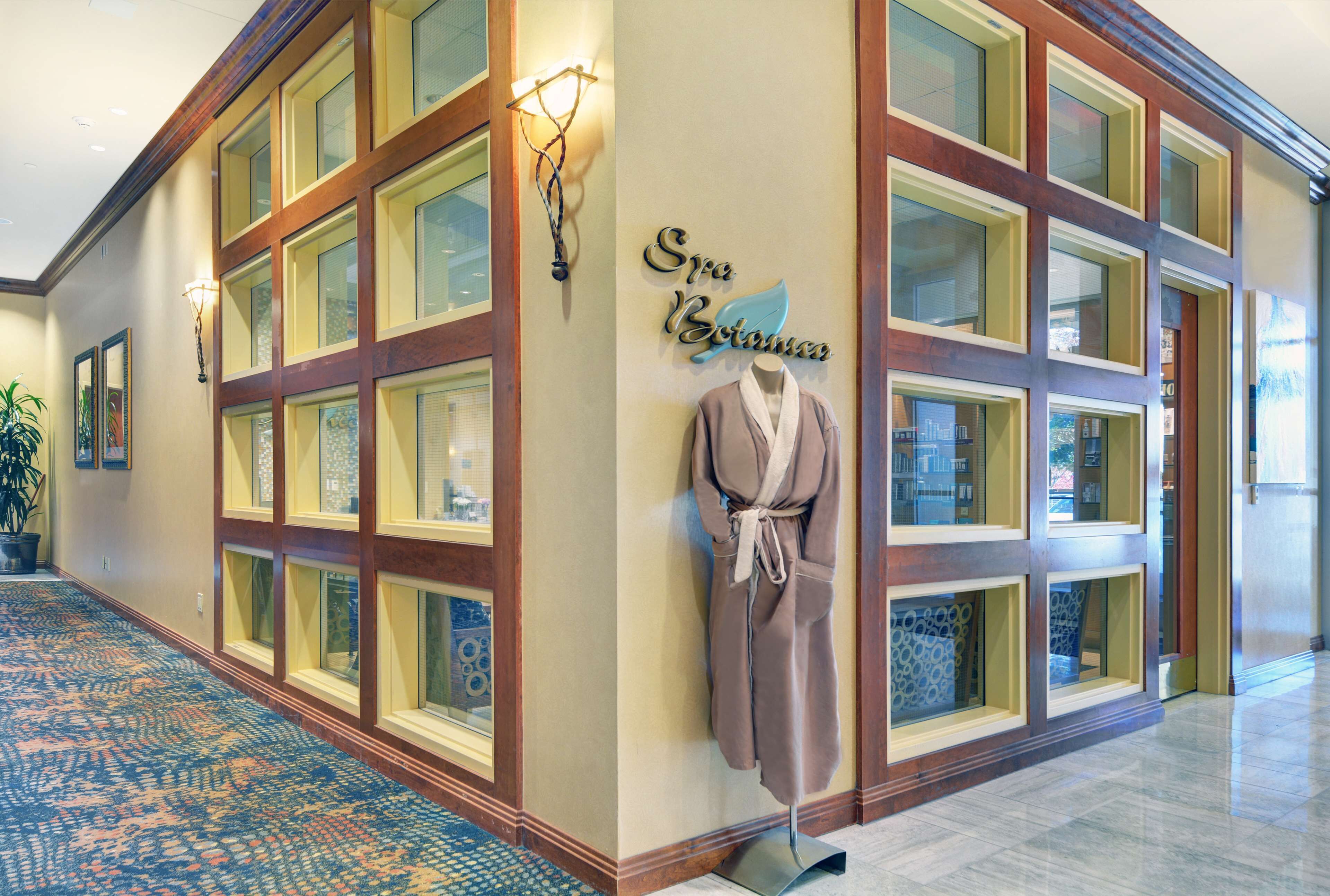 couples treatment room(s), body treatments, aromatherapy, body wraps