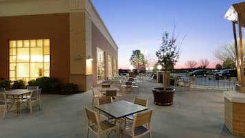 Terrasse/gårdhave