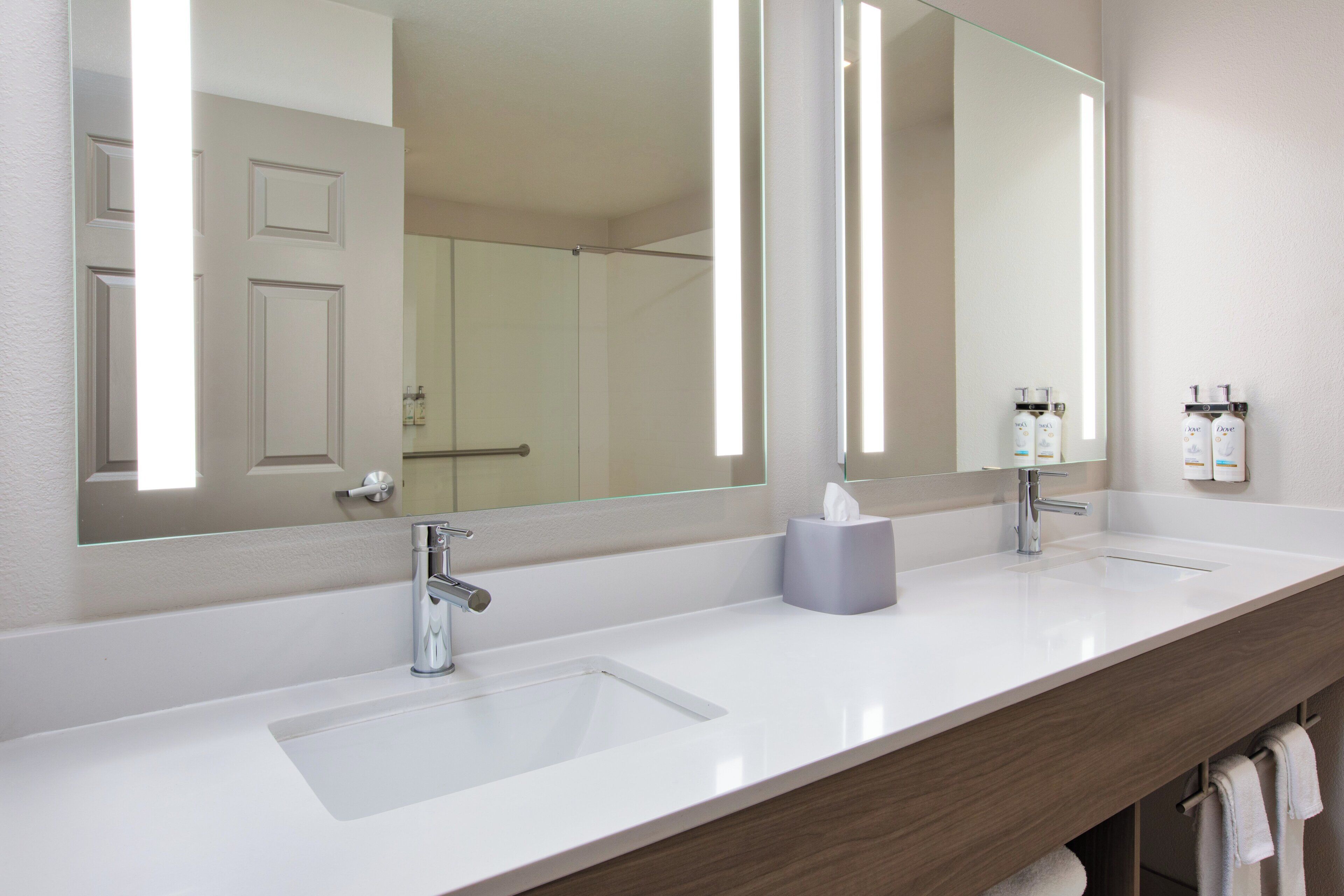 suite, 1 king bed with sofa bed | 1 bedroom, desk, blackout curtains, iron/ironing board