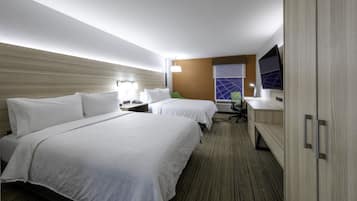 1 habitación, caja de seguridad en la habitación y escritorio