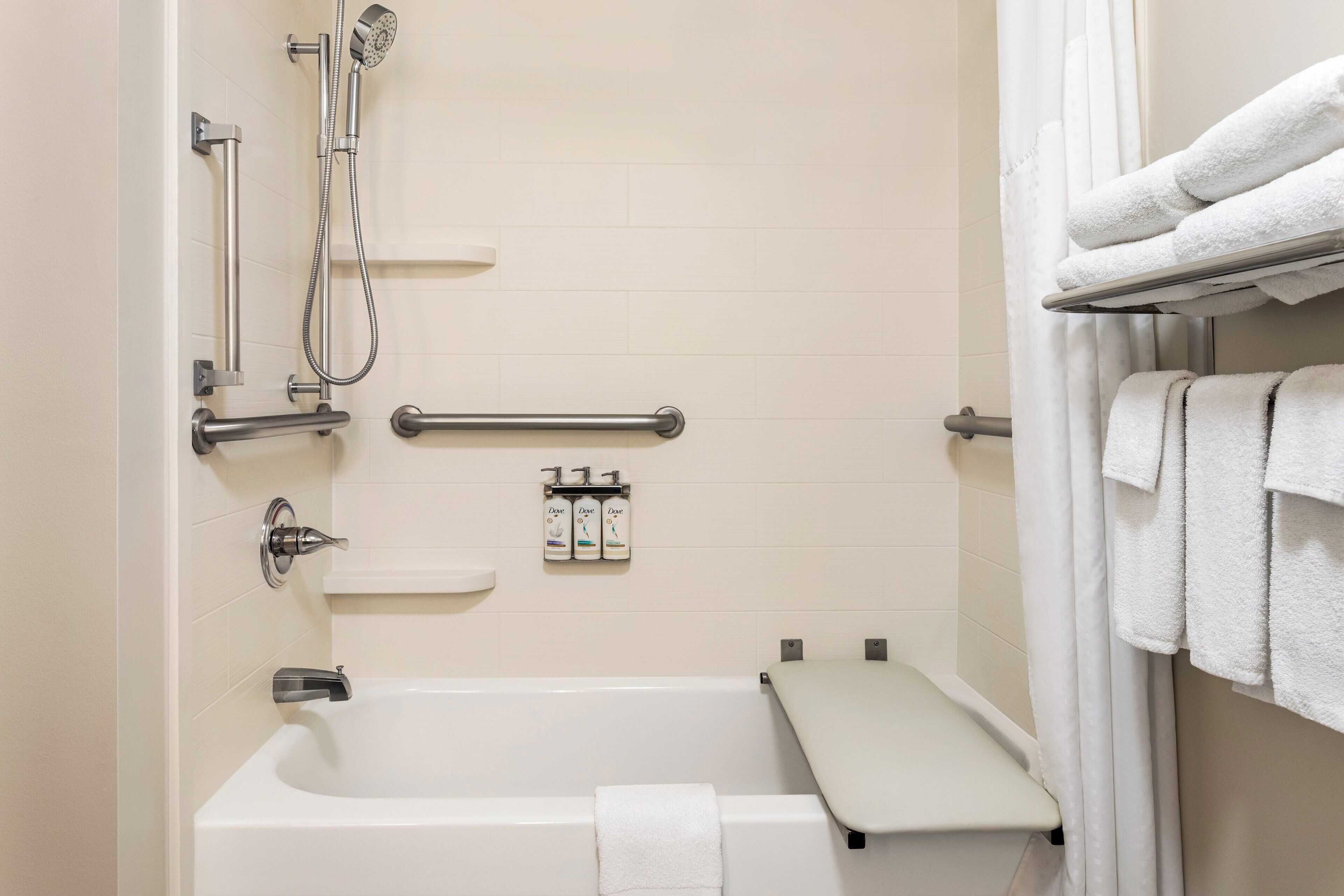 combined shower/bathtub, free toiletries, hair dryer, towels