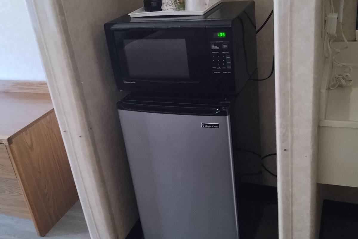 standard room, 2 queen beds | 1 bedroom, desk, blackout curtains, iron/ironing board