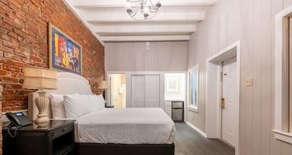 French Quarter Suites Hotel